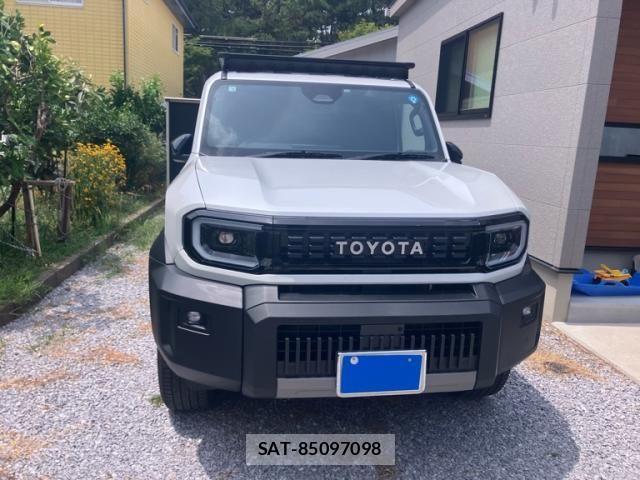 Toyota Land Cruiser FJ 2026-06 8371768-0