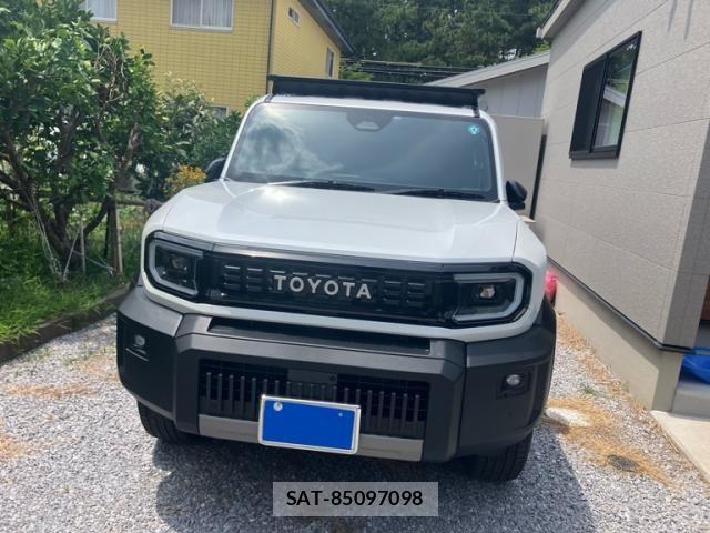 Toyota Land Cruiser FJ 2026-06 8371768-1