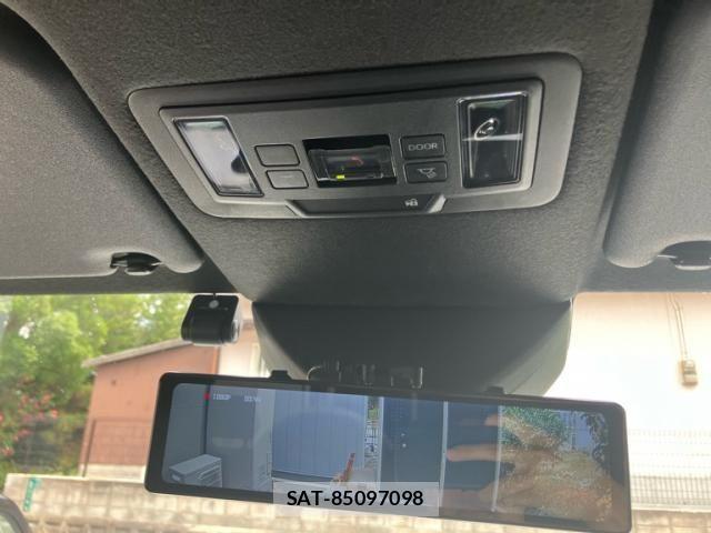 Toyota Land Cruiser FJ 2026-06 8371768-22