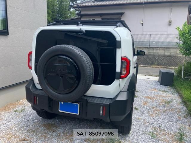Toyota Land Cruiser FJ 2026-06 8371768-3