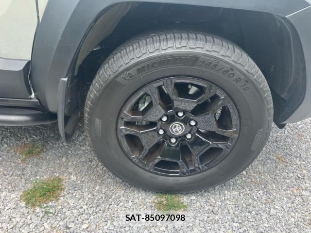 Toyota Land Cruiser FJ 2026-06 8371768-8