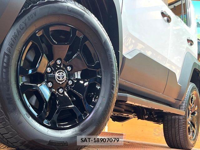 Toyota Land Cruiser FJ 2026-07 8438282-13