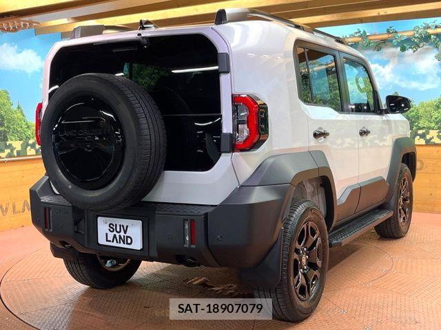 Toyota Land Cruiser FJ 2026-07 8438282-17