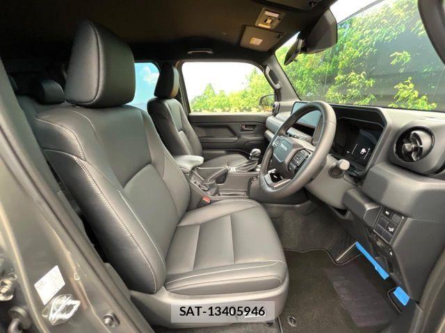 Toyota Land Cruiser FJ 2026-07 8438279-7