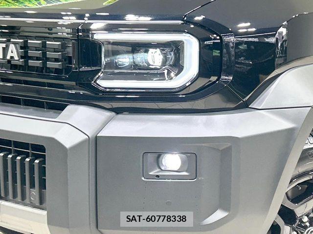 Toyota Land Cruiser FJ 2026-07 8438283-11