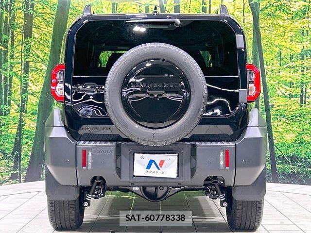 Toyota Land Cruiser FJ 2026-07 8438283-14