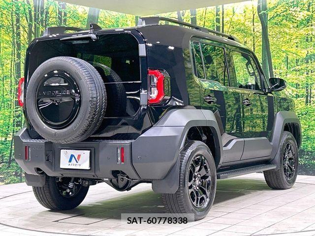 Toyota Land Cruiser FJ 2026-07 8438283-16