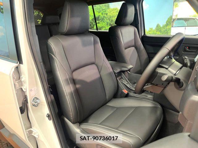 Toyota Land Cruiser FJ 2026-07 8438287-10
