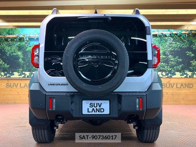 Toyota Land Cruiser FJ 2026-07 8438287-16