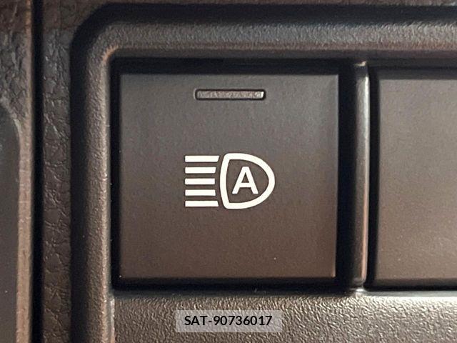 Toyota Land Cruiser FJ 2026-07 8438287-6