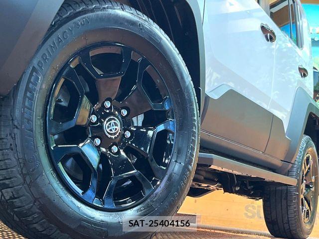 Toyota Land Cruiser FJ 2026-06 8438291-14