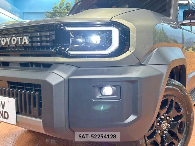 Toyota Land Cruiser FJ 2026-07 8457763-11