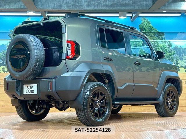 Toyota Land Cruiser FJ 2026-07 8457763-16