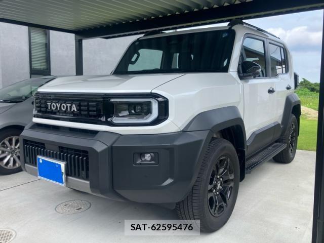 Toyota Land Cruiser FJ 2026-06 8562324-0