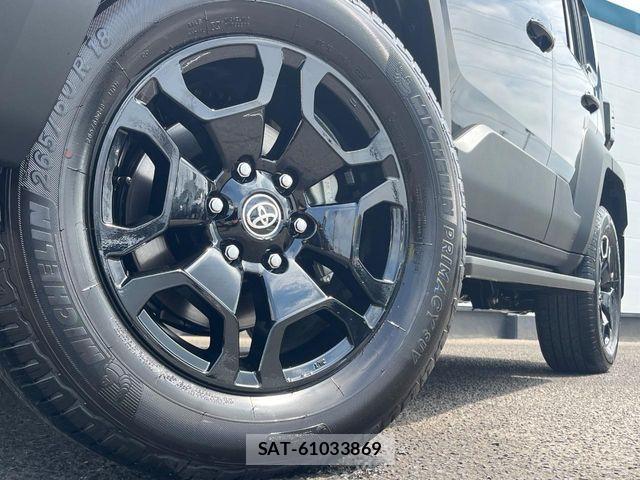 Toyota Land Cruiser FJ 2026-06 8627358-12