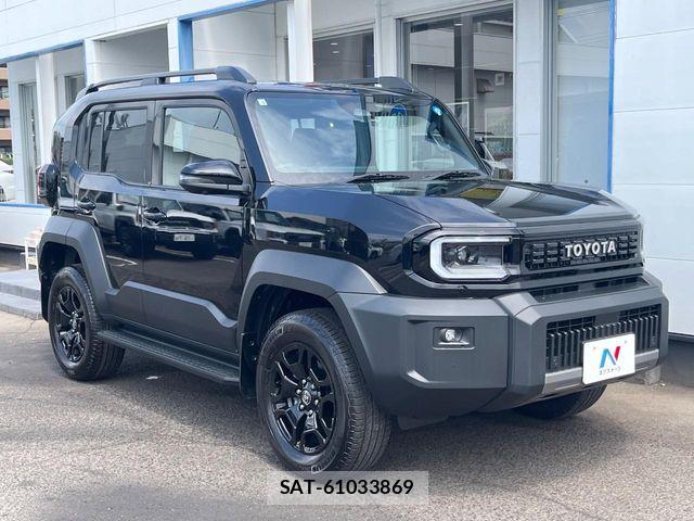 Toyota Land Cruiser FJ 2026-06 8627358-15