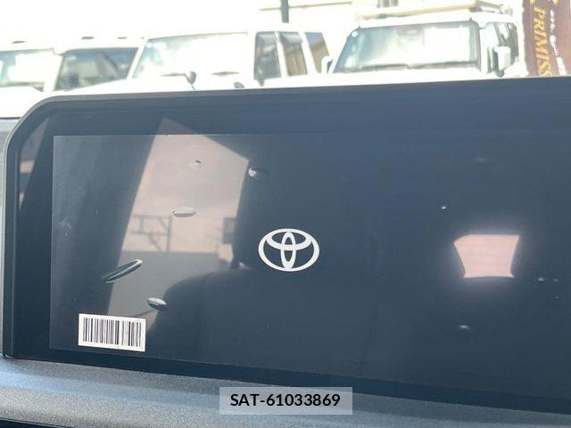 Toyota Land Cruiser FJ 2026-06 8627358-2