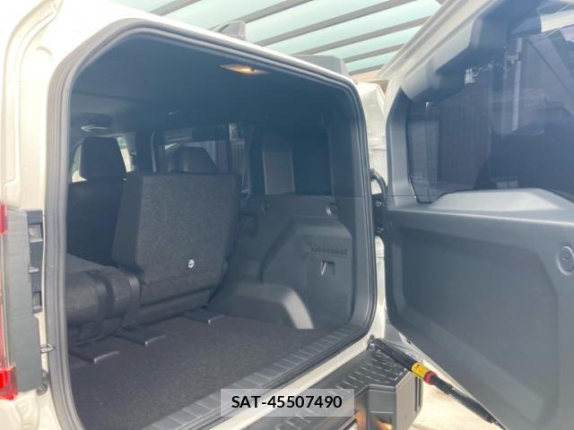 Toyota Land Cruiser FJ 2026-05 8659767-10