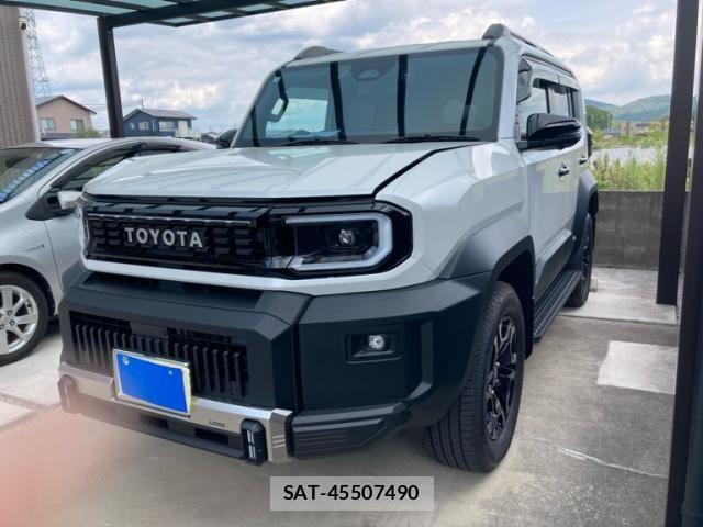 Toyota Land Cruiser FJ 2026-05 8659767-1