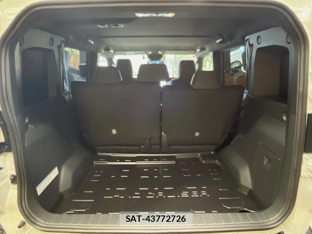 Toyota Land Cruiser FJ 2026-06 8659764-9