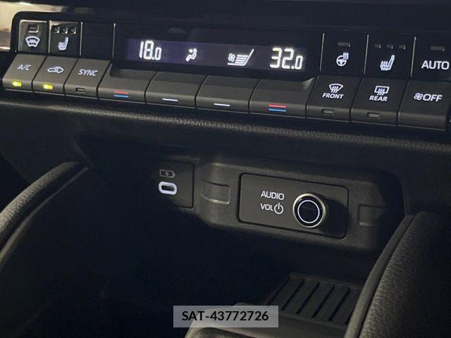Toyota Land Cruiser FJ 2026-06 8659764-6