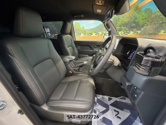 Toyota Land Cruiser FJ 2026-06 8659764-7