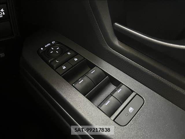 Toyota Land Cruiser FJ 2026-07 8659765-18