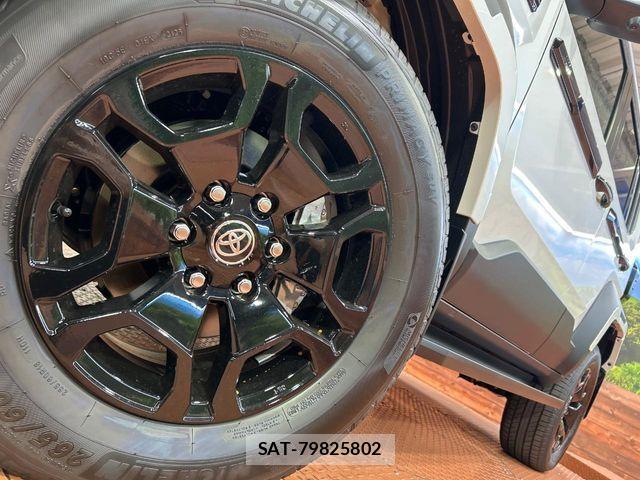 Toyota Land Cruiser FJ 2026-07 8659757-12