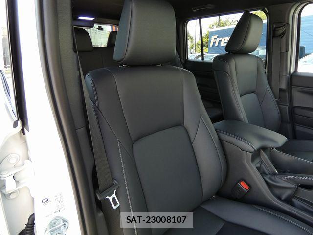 Toyota Land Cruiser FJ 2026-06 8659766-12