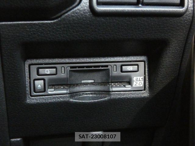 Toyota Land Cruiser FJ 2026-06 8659766-24