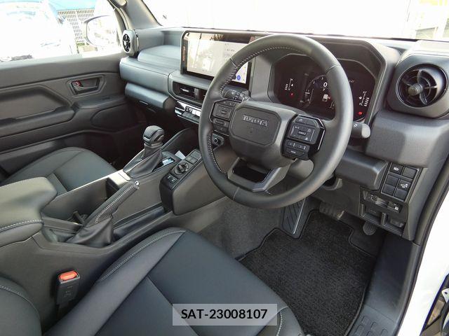 Toyota Land Cruiser FJ 2026-06 8659766-2