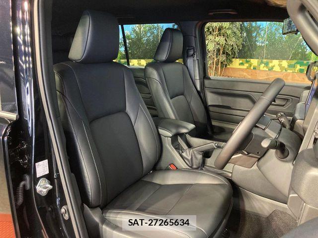 Toyota Land Cruiser FJ 2026-06 8685797-8