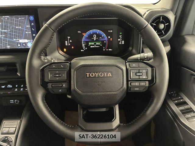 Toyota Land Cruiser FJ 2026-08 8743135-17
