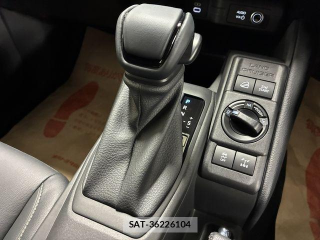 Toyota Land Cruiser FJ 2026-08 8743135-26