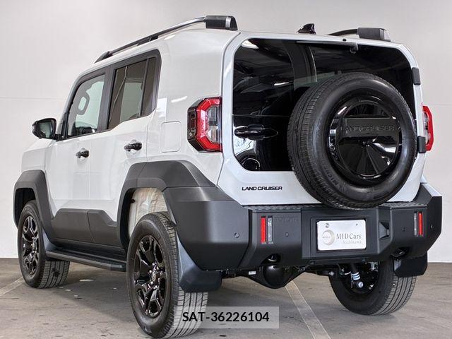 Toyota Land Cruiser FJ 2026-08 8743135-2