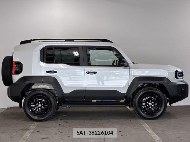 Toyota Land Cruiser FJ 2026-08 8743135-5
