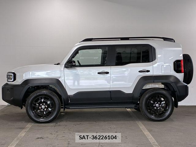 Toyota Land Cruiser FJ 2026-08 8743135-8