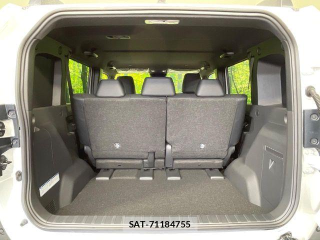 Toyota Land Cruiser FJ 2026-07 8780752-9