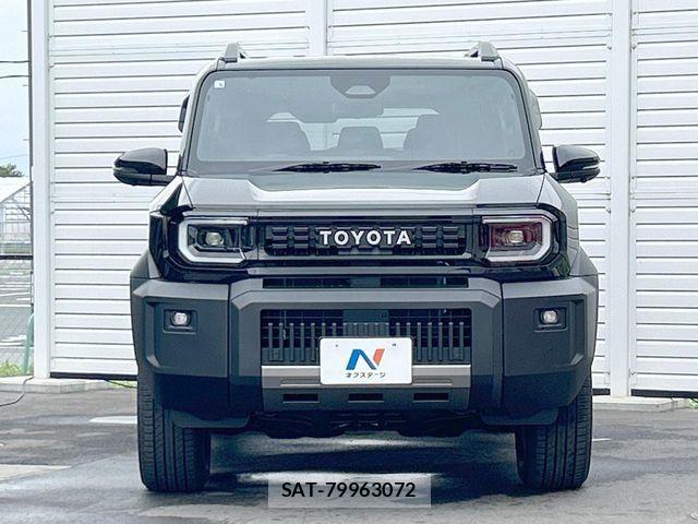 Toyota Land Cruiser FJ 2026-06 8796357-15