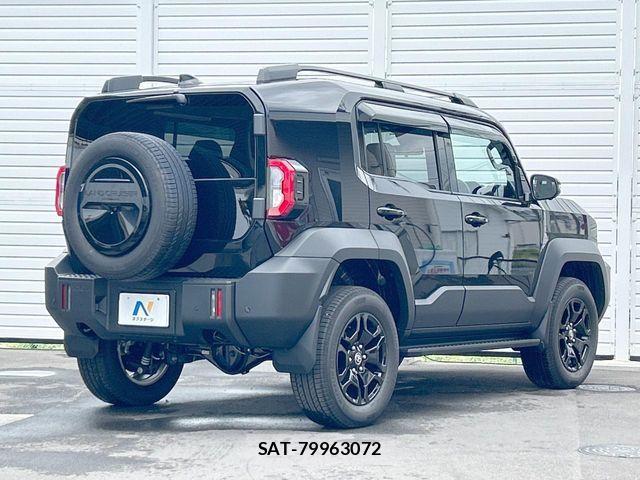Toyota Land Cruiser FJ 2026-06 8796357-17