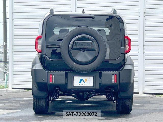 Toyota Land Cruiser FJ 2026-06 8796357-18