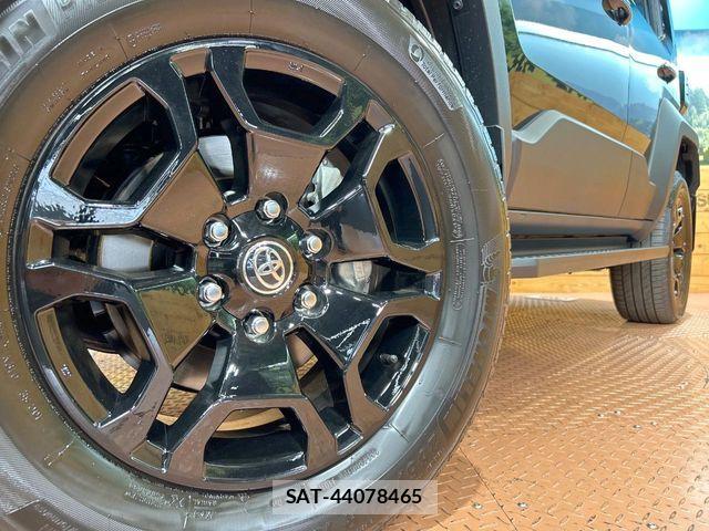 Toyota Land Cruiser FJ 2026-07 8796356-12