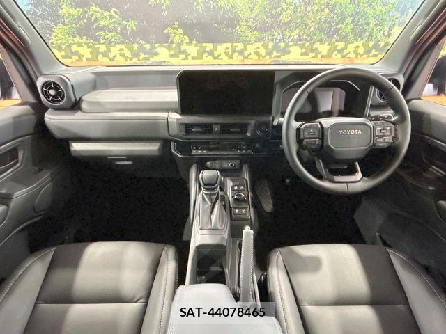 Toyota Land Cruiser FJ 2026-07 8796356-1