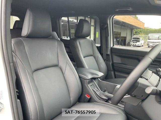 Toyota Land Cruiser FJ 2026-06 8796355-9