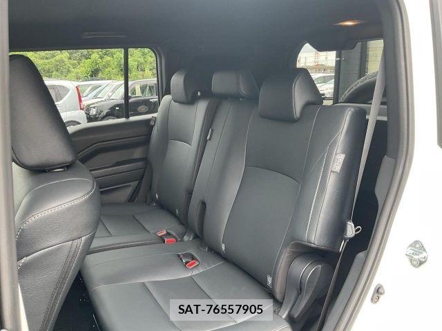 Toyota Land Cruiser FJ 2026-06 8796355-12