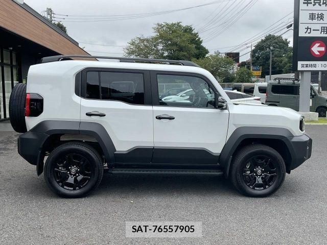 Toyota Land Cruiser FJ 2026-06 8796355-16