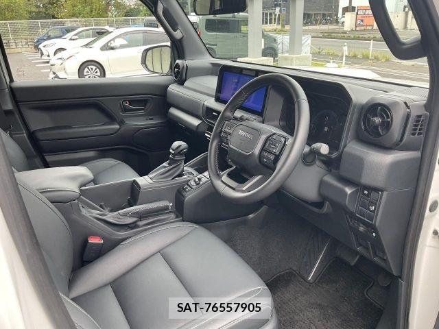 Toyota Land Cruiser FJ 2026-06 8796355-8