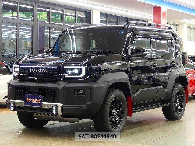 Toyota Land Cruiser FJ 2026-08 8849500-0