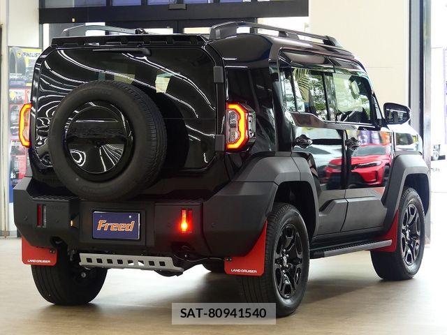 Toyota Land Cruiser FJ 2026-08 8849500-1