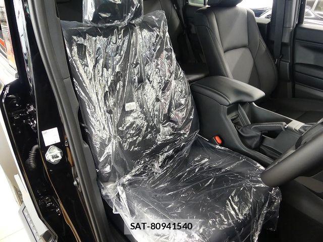 Toyota Land Cruiser FJ 2026-08 8849500-6